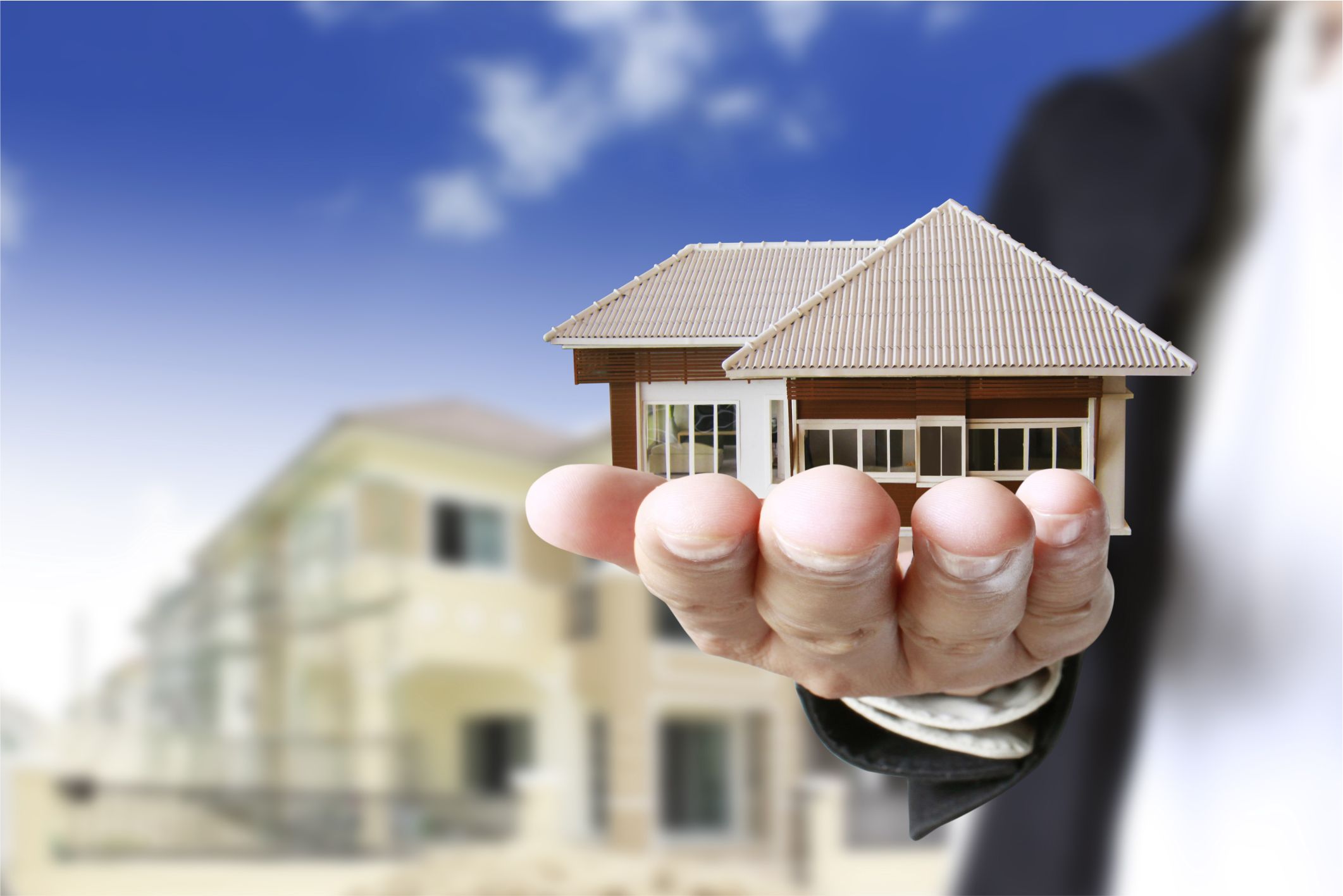 Featured image for “How To Find A Property Manager For Your Investment Properties”